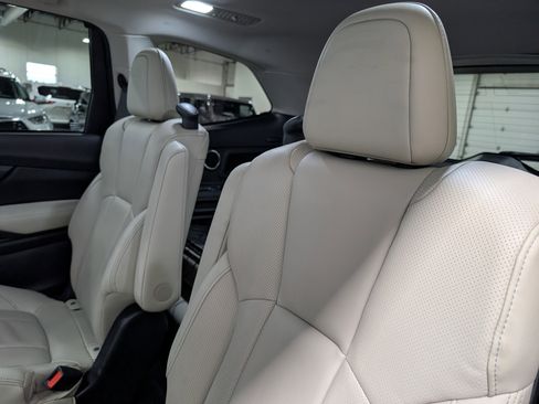 Used 2020 Subaru Ascent Limited w/ Technology Package image 14