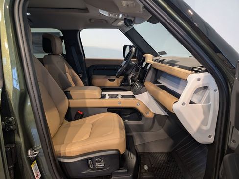 New 2026 Land Rover Defender 130 S image 24