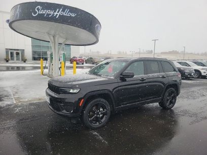 Used 2022 Jeep Grand Cherokee Altitude