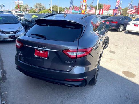 Used 2019 Maserati Levante S GranSport image 57
