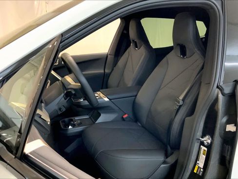 New 2026 BMW iX xDrive45 image 9