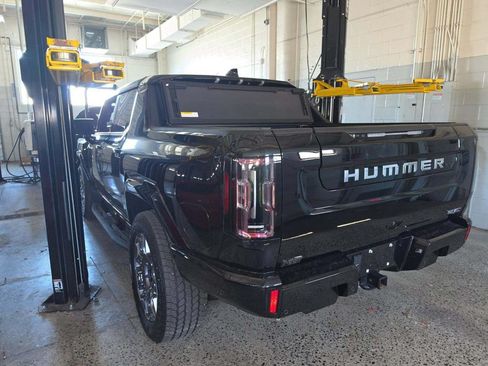 Used 2025 GMC Hummer EV 3X AWD/4WD image 2