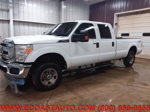 Used 2015 Ford F250 XLT w/ XLT Interior Package image 4