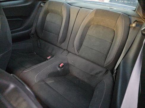 Used 2016 Ford Mustang Shelby GT350 w/ Track Package image 17