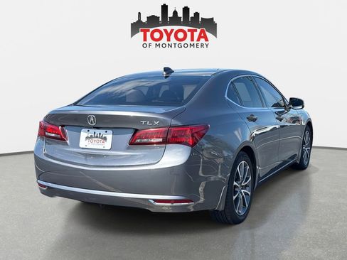 Used 2017 Acura TLX V6 image 3