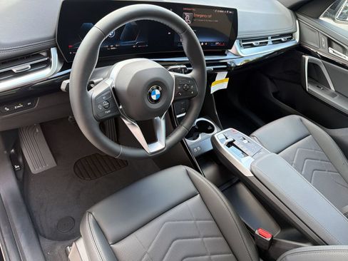 Used 2026 BMW X1 xDrive28i w/ Technology Package AWD/4WD image 4