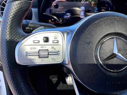 Used 2023 Mercedes-Benz CLA 250 image 24