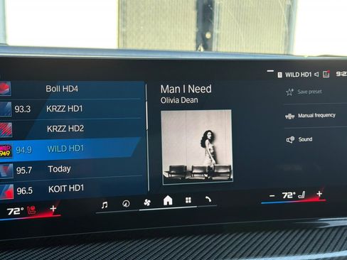 Used 2025 BMW M4 Coupe w/ Executive Package image 23