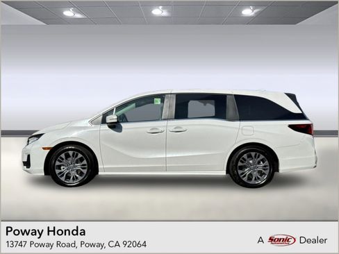 New 2026 Honda Odyssey Touring image 1