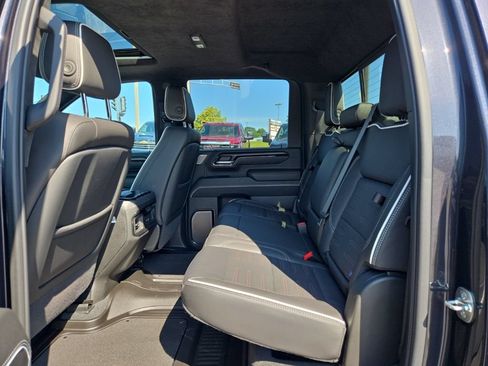 Certified 2026 GMC Sierra 2500 AT4X AWD/4WD image 11