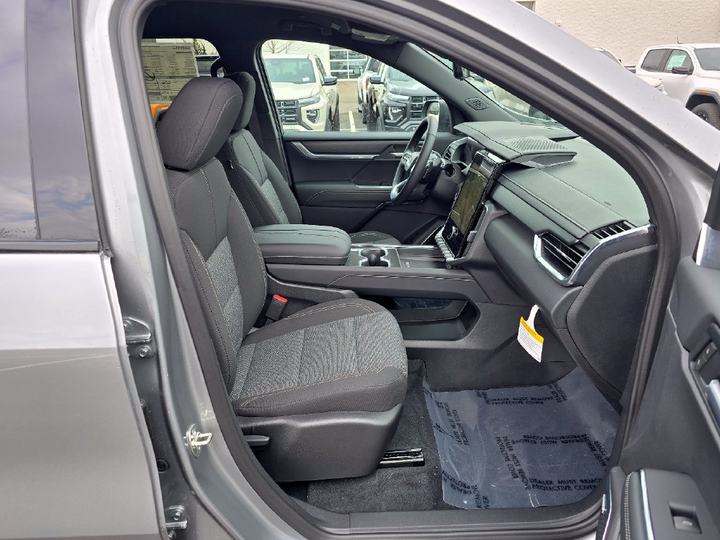 New 2026 GMC Acadia Elevation w/ Black Edition AWD/4WD image 36