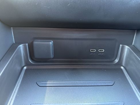 New 2026 GMC Sierra EV Elevation w/ LPO, Elevation Dark Package image 32