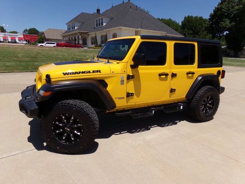 Used 2021 Jeep Wrangler Unlimited Sport AWD/4WD image 5