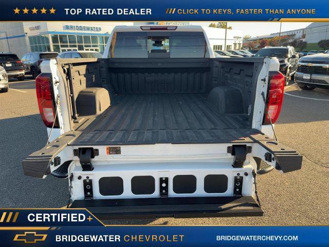 Used 2022 GMC Sierra 1500 SLE w/ Preferred Package AWD/4WD image 13