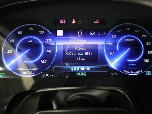 Used 2023 Mercedes-Benz EQS 580 4MATIC SUV image 16