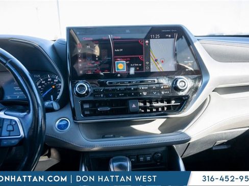 Used 2020 Toyota Highlander Platinum image 8
