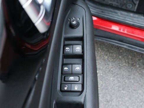 Used 2025 Jeep Compass Trailhawk w/ Trailhawk Elite Group image 11