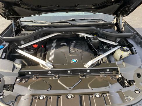 Used 2019 BMW X5 xDrive40i w/ Executive Package image 48