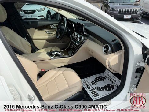 Used 2016 Mercedes-Benz C 300 4MATIC Sedan image 18