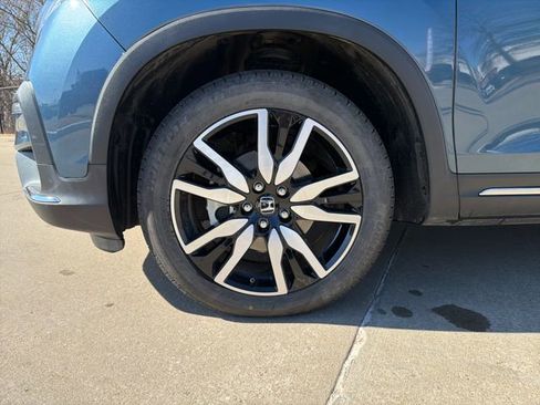 Used 2022 Honda Pilot Elite image 9