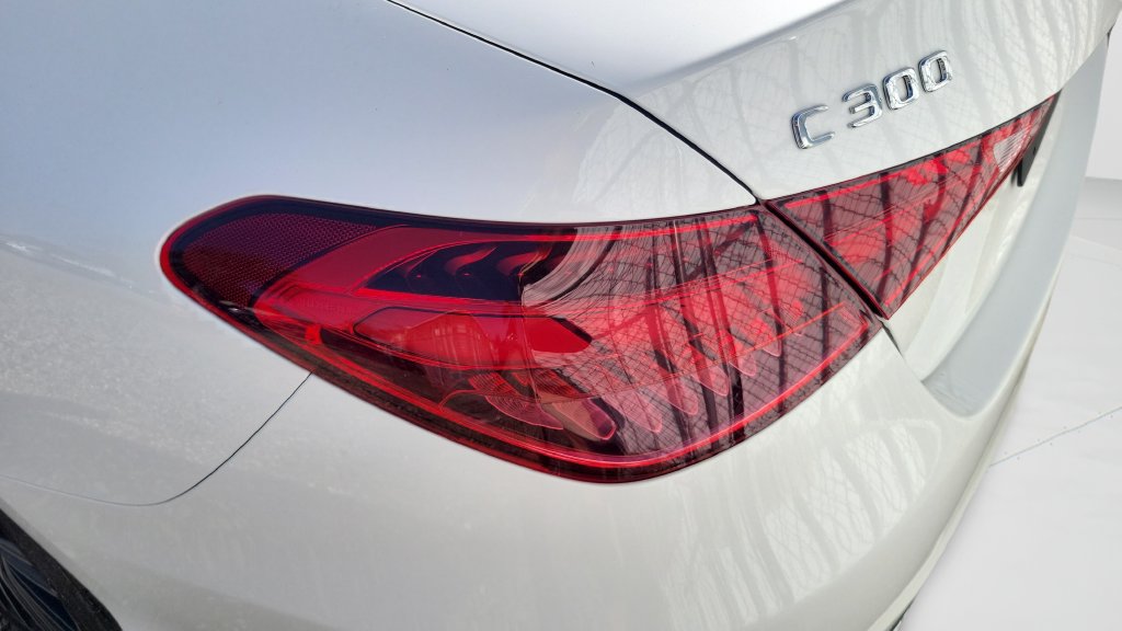 Used 2022 Mercedes-Benz C 300 Sedan image 6