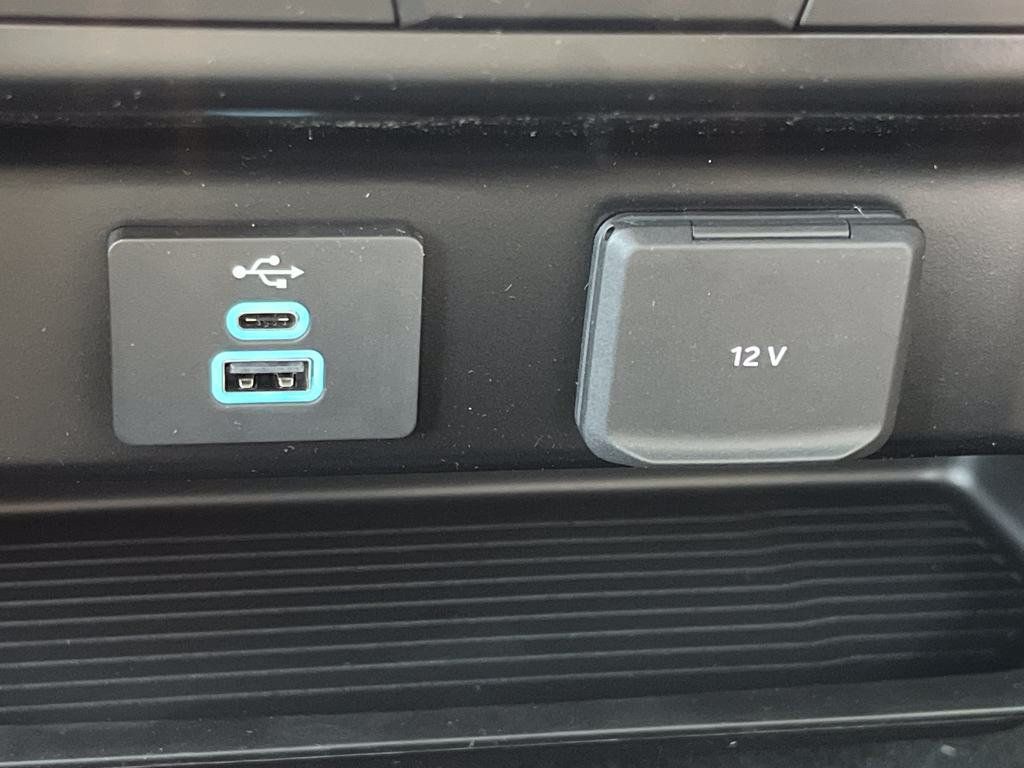 Used 2025 Ford F250 XLT AWD/4WD image 26
