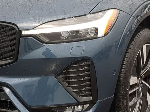 New 2026 Volvo XC60 B5 Plus w/ Protection Package Premier image 10