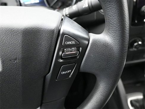 Used 2024 Nissan Frontier S image 18