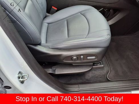 Used 2023 Buick Enclave Essence w/ Experience Buick Package AWD/4WD image 10