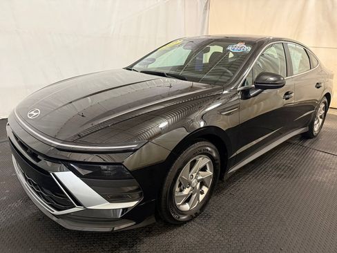 Used 2025 Hyundai Sonata SE image 6