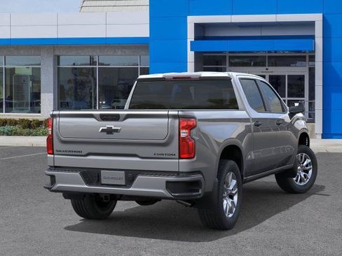 New 2026 Chevrolet Silverado 1500 Custom w/ LPO, Dark Essentials Package RWD image 4