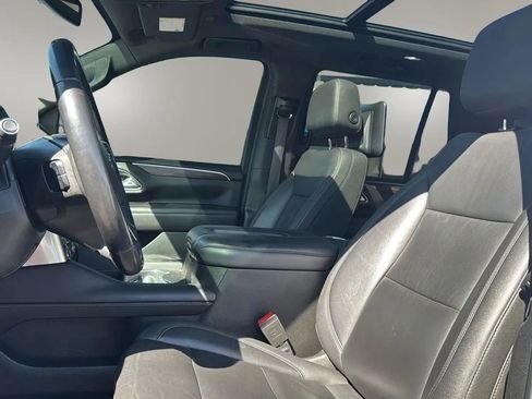 Used 2021 Chevrolet Tahoe Z71 w/ Rear Media and Nav Package image 7