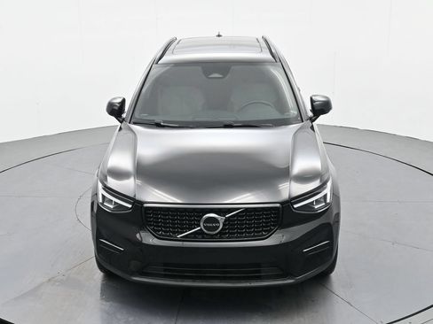 Used 2024 Volvo XC40 B5 Core AWD/4WD image 21