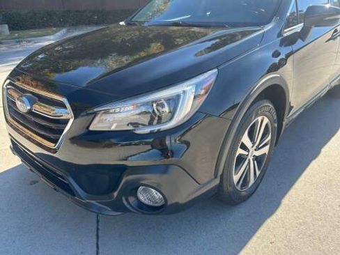 Used 2019 Subaru Outback 3.6R Limited AWD/4WD image 16