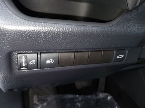 Used 2023 Toyota RAV4 XLE Premium image 19