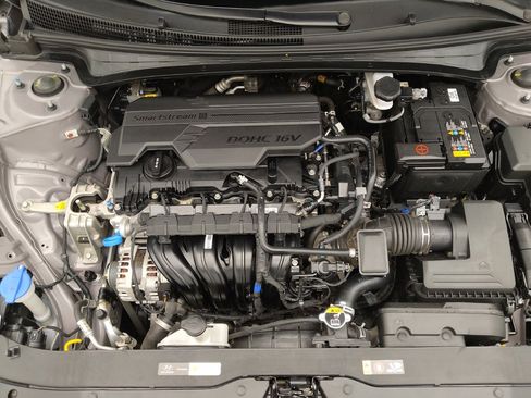 Used 2025 Hyundai Elantra Sport w/ Cargo Package FWD image 30
