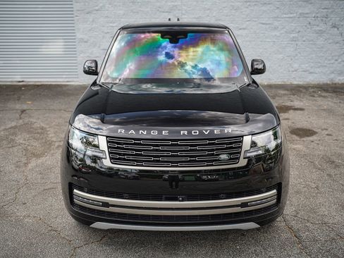 Used 2025 Land Rover Range Rover SE AWD/4WD image 6