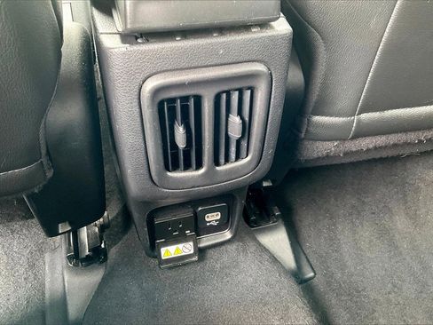 Used 2020 Jeep Compass Latitude image 33