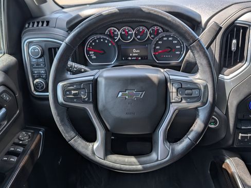 Certified 2021 Chevrolet Silverado 1500 LT Trail Boss w/ LT Trail Boss Premium Package AWD/4WD image 12