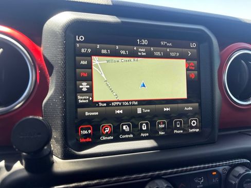 Used 2021 Jeep Gladiator Rubicon AWD/4WD image 26
