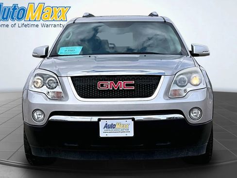 Used 2008 GMC Acadia SLT w/ Convenience Package FWD image 2