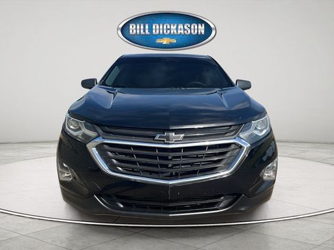 Used 2020 Chevrolet Equinox LS w/ LS Convenience Package AWD/4WD image 2