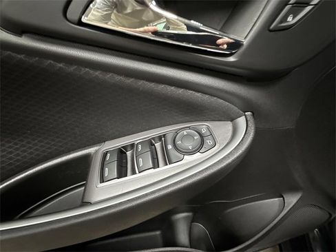 Used 2023 Chevrolet Malibu LT image 52