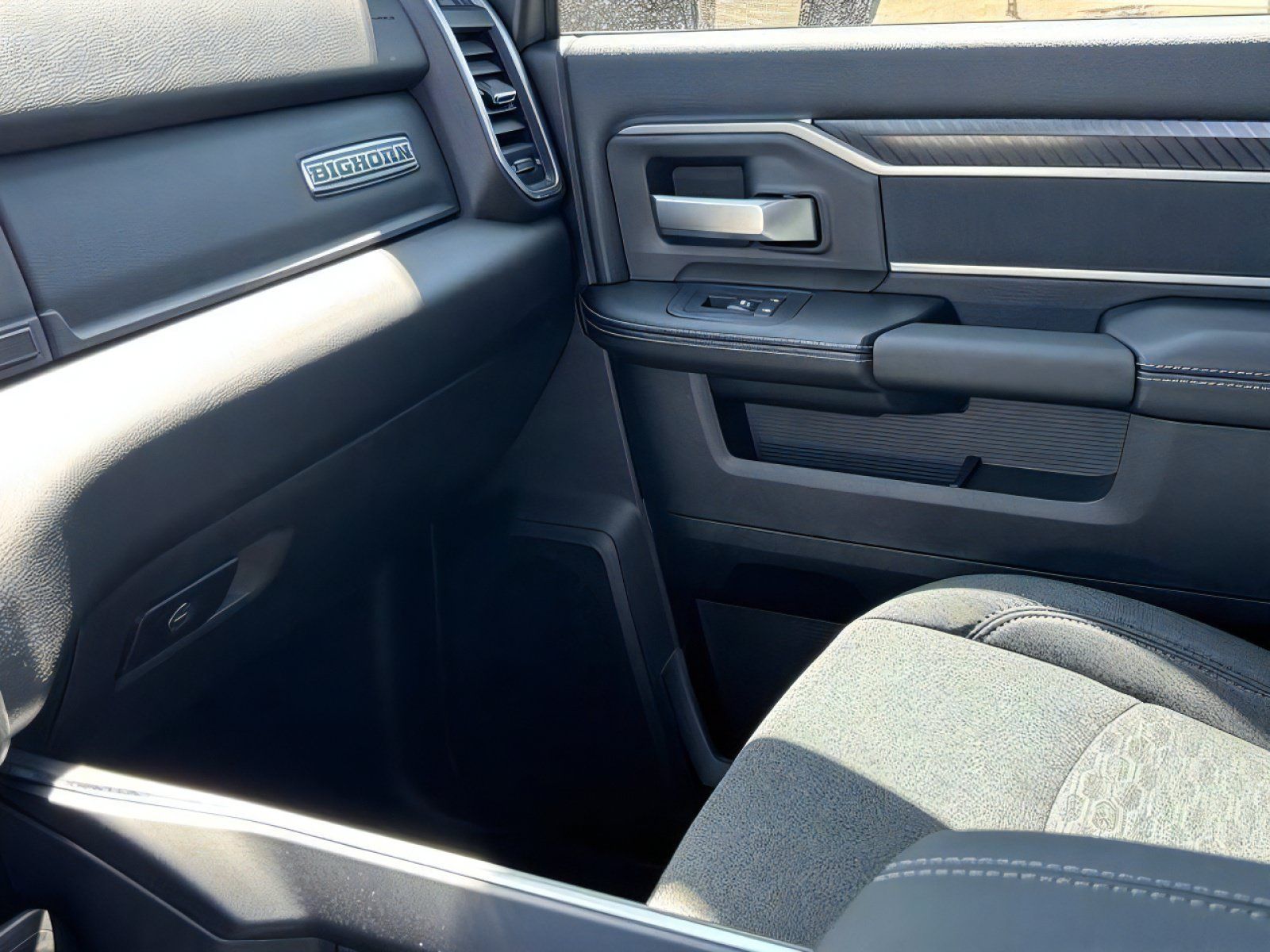 New 2027 RAM 3500 Big Horn AWD/4WD image 20