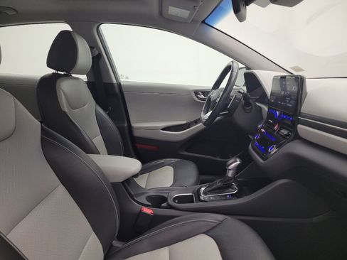 Used 2020 Hyundai Ioniq Limited image 21