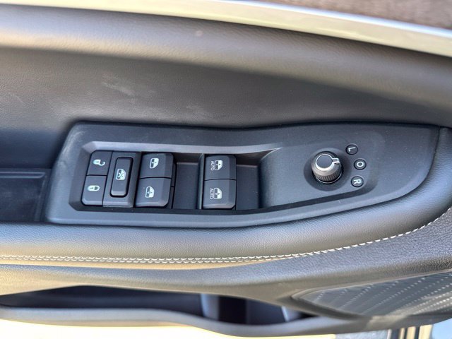 New 2027 Jeep Grand Cherokee L Limited w/ Limited Altitude Package RWD image 11
