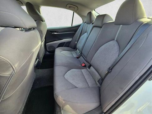 Used 2021 Toyota Camry LE FWD image 16