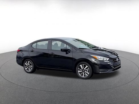 Used 2025 Nissan Versa SV FWD image 2