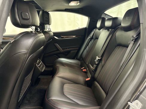 Used 2017 Maserati Ghibli S RWD image 21