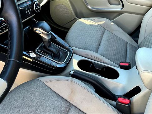 Certified 2023 Kia Soul EX image 16